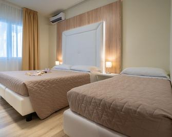 Hotel Suez - Jesolo - Bedroom