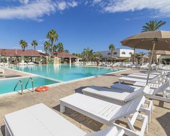 Nicolaus Club Barone di Mare - Melendugno Lecce - Piscina