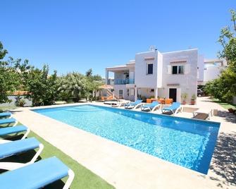 Villa Sunset - Large House | Great Location | Private Pool | A/C + Wifi - Sant Josep de sa Talaia - Pool