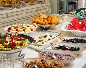 Aster Hotel Group - Taskent - Buffet