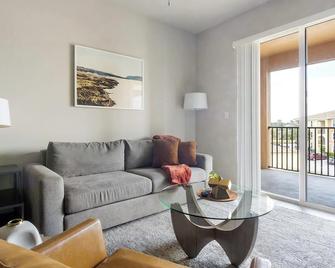 Landing at Colonial Commons - Fort Myers - Fort Myers - Salon