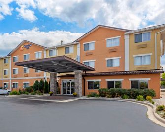 Comfort Inn Gurnee near Six Flags - Gurnee - Gebäude