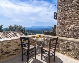 Pyrgos Petropoulaki - Selinitsa - Balcony