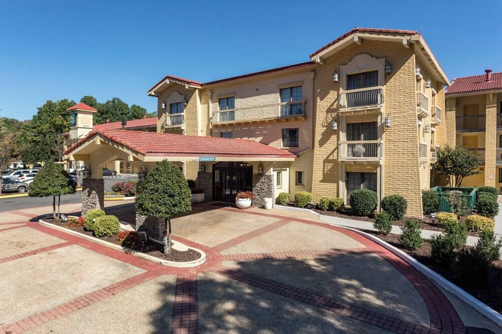 Quality Inn Charlotte Airport - Charlotte - Edifício