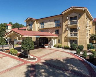 Quality Inn Charlotte Airport - Charlotte - Bangunan