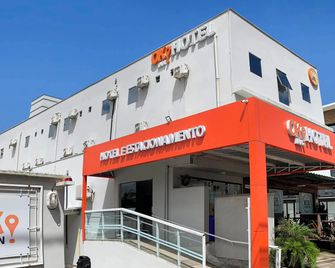 Ok Inn Hotel - Tubarão - Building