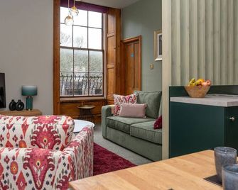 Watermouth Castle, Bassett Apartment - Ilfracombe - Sala de estar