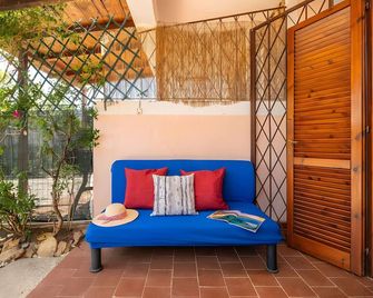 Mandorleto - Villasimius - Patio