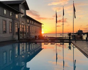 Marstrands Kurhotell - Marstrand - Piscina