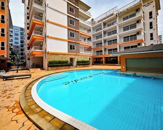 New Nordic Trend 1 by Apartwell - Pattaya - Pool