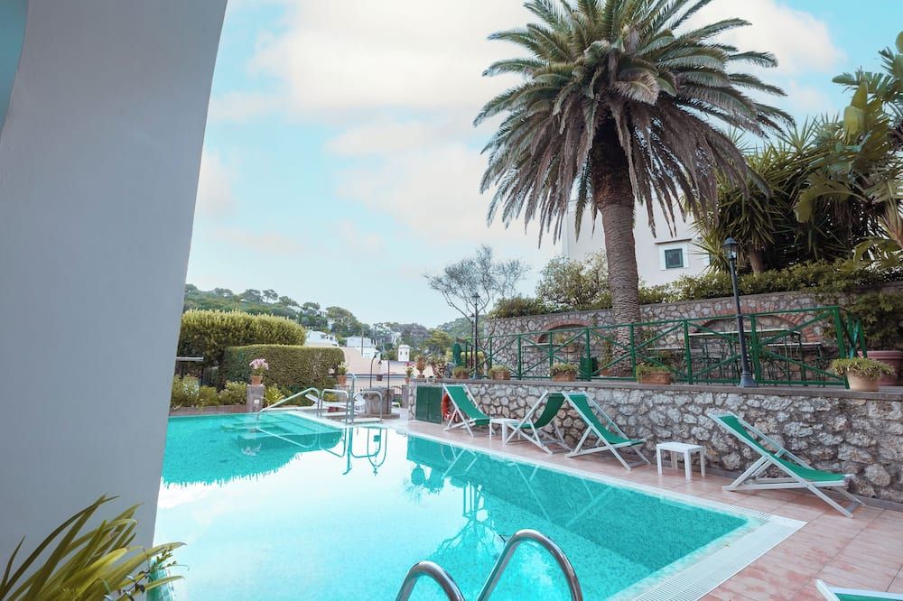 Hotel Villa Sarah - קאפרי - בריכה