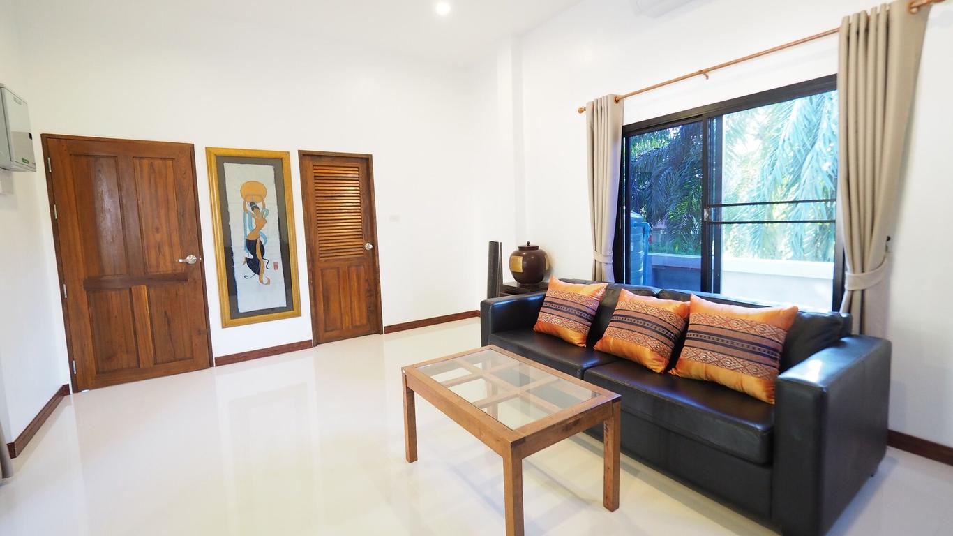 Chanapha Residence