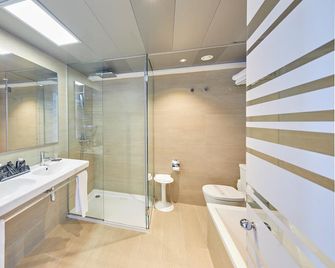 Bg Tonga Tower Design Hotel & Suites - Can Picafort - Bagno