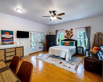 The Ridge at Buena Vista Bluffs - Mentone - Habitación