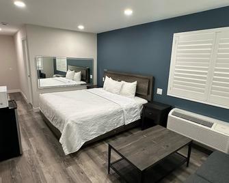 Royale Inn Motel - Whittier - Schlafzimmer