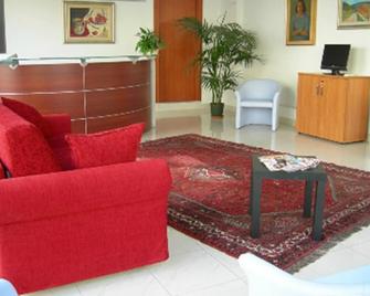 Residence Montegrappa - קליארי