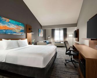 La Quinta Inn & Suites by Wyndham Salem OR - Salem - Phòng ngủ