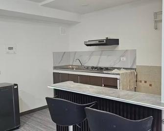 clínica Mederi centro de Bogotá apartamento - Bogotá - Cuina