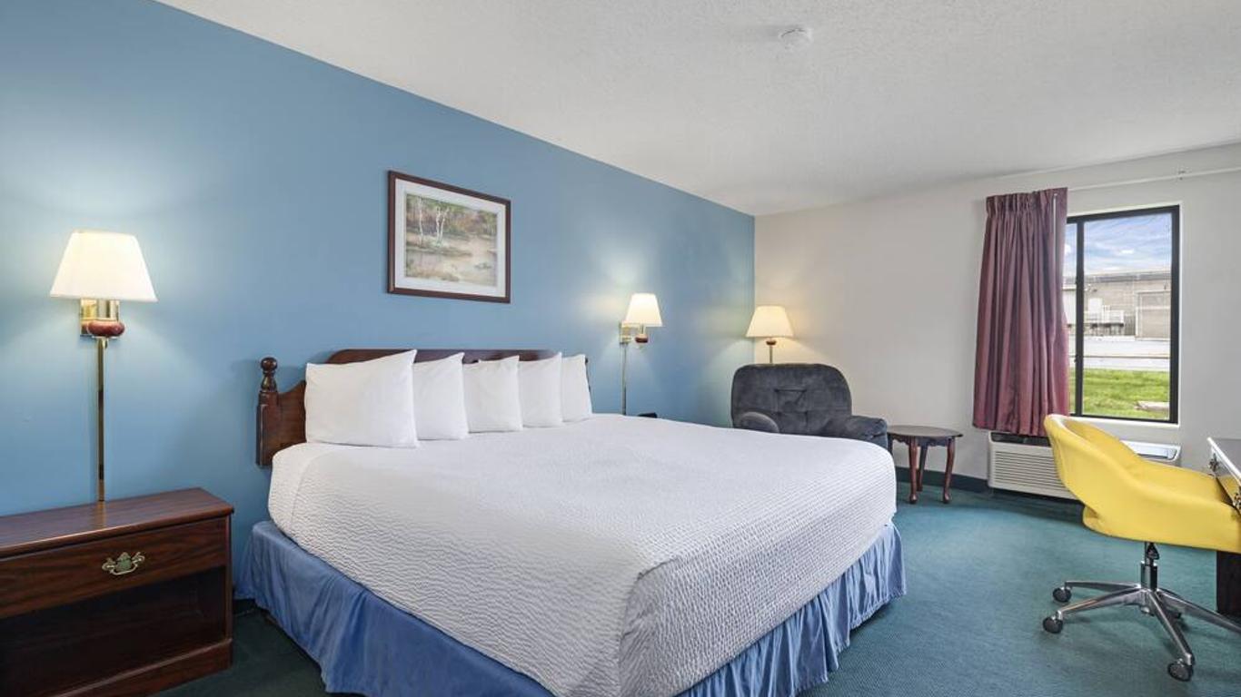 Days Inn by Wyndham Battlefield Rd/Hwy 65