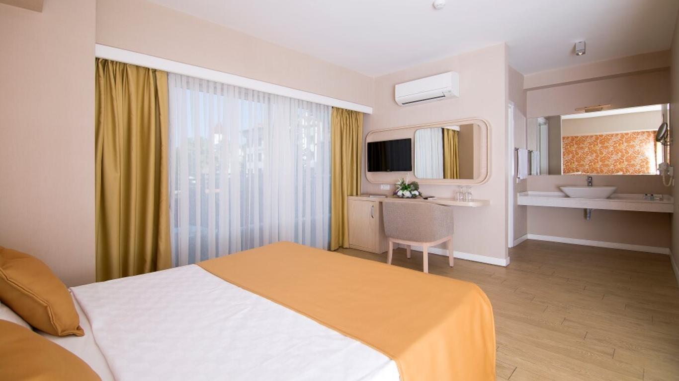 Mirage World Hotel