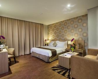 Padjadjaran Suites Resort and Convention Hotel - Bogor - Κρεβατοκάμαρα