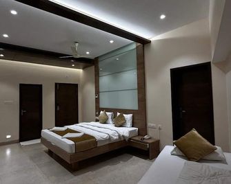 The Paradise Hotel - Luxury Stay - Kanchipuram - Quarto