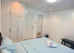 Romy's Place - Entire 3rd Floor Apartment - Vigan City - Soveværelse