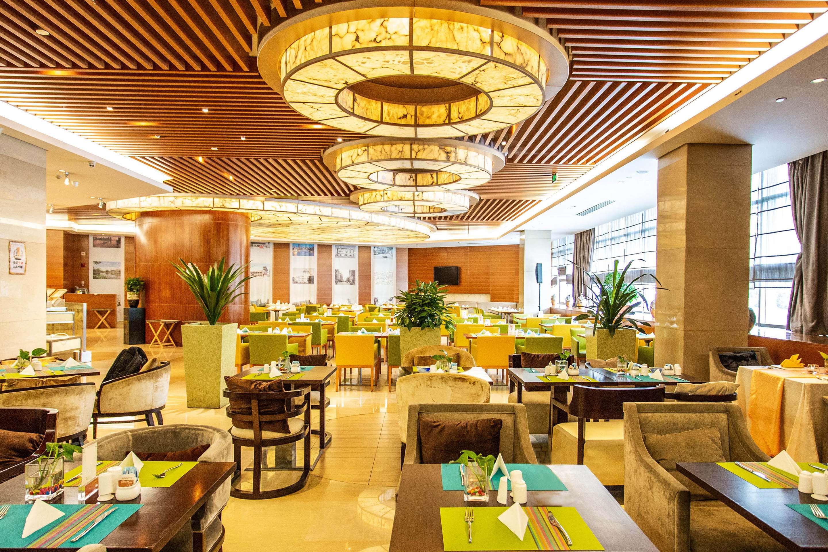 Radisson Hotel Tianjin Aqua City - טיאנג'ין - מסעדה