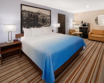 Super 8 by Wyndham Longmont/Twin Peaks - Longmont - Schlafzimmer