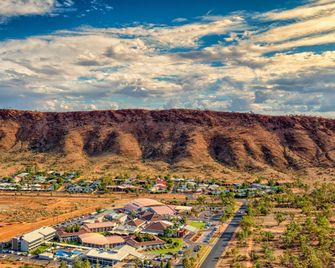 Crowne Plaza Alice Springs Lasseters By IHG - Alice Springs - Vista del exterior