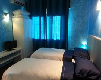 Fenix - Fontanafredda - Bedroom