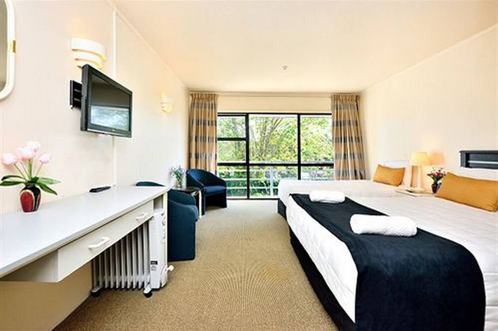 Manukau Hotel & Conference Centre