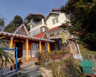 Hotel O Home Phube Homestay - Darjeeling - Bygning