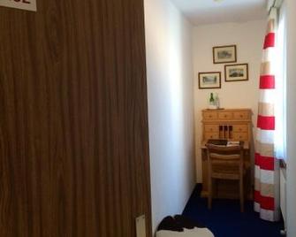 Hotel R5 Budget - Chur - Кур