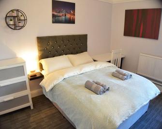Gorton Mount Hotel Manchester - Manchester - Bedroom