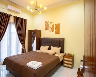 By The Padi - Homestay - Padang - Bedroom