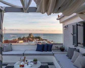 Camara Suites - Andros - Балкон