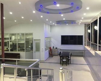 Sunset Apart Otel - Ölüdeniz - Front desk