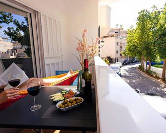 Casa Meandro: 9min➟️ ⋆ Terrace ⋆ Garage ⋆ Ac ⋆ Wifi ⋆ Washer - La Herradura - Balkon