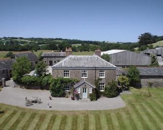 Smeaton Farm Luxury B&B - Saltash - Edificio