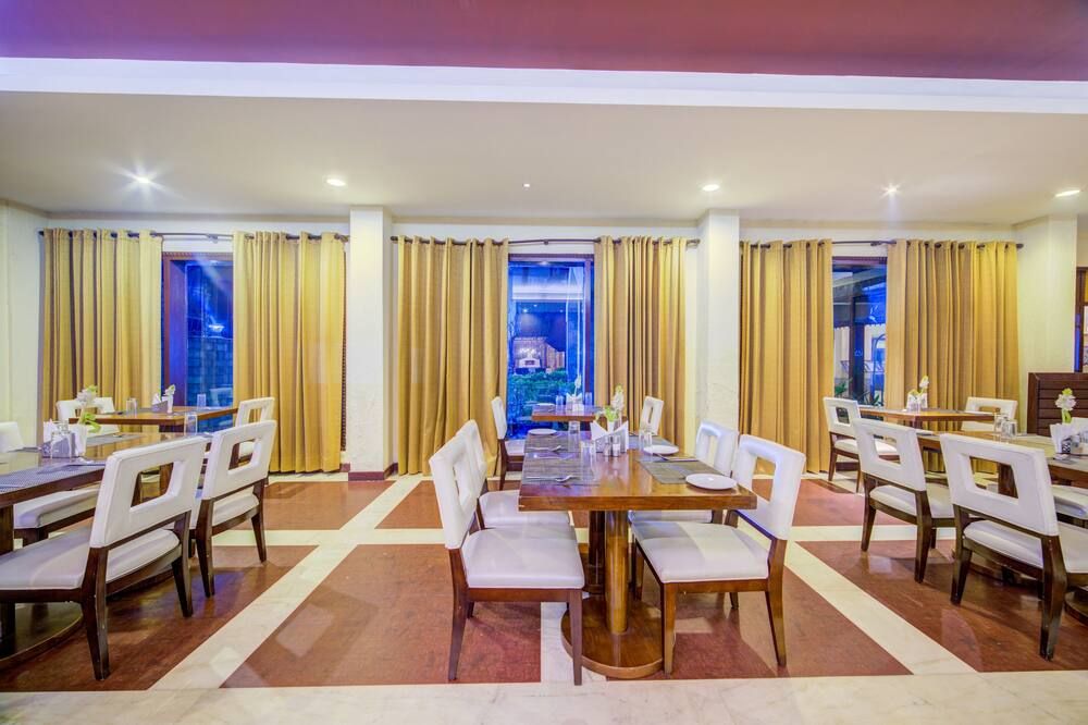 Rock Manali (A Unit of Vivaan Hospitality and Recreations) - מאנאלי - מסעדה