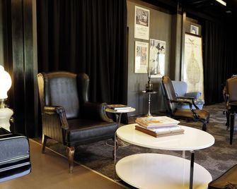 The Aries Hotel - Vicenza - Lounge