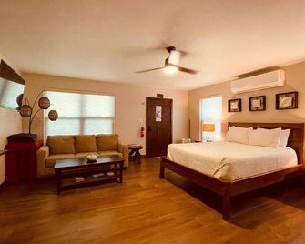 Captain Jaks - Placencia - Bedroom