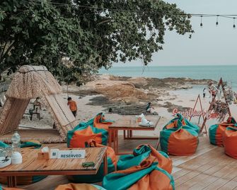 Sangthian Beach Resort - קו סאמט