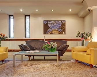 Milanore Hotel By Diva Hotels - Cinisello Balsamo - Lounge