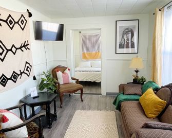 Suite 104 | 2 Bed / 2 Bath + Living & Kitchen , Charming Sault Ste. Marie Suite - Sault Ste. Marie - Living room