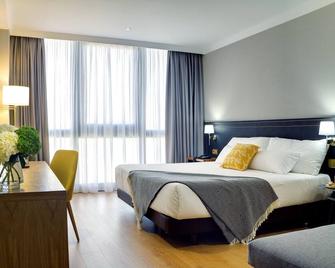 Oca Puerta del Camino Hotel - Santiago de Compostela - Phòng ngủ
