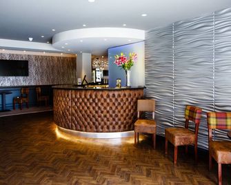 The Adamson Hotel - Dunfermline - Resepsiyon