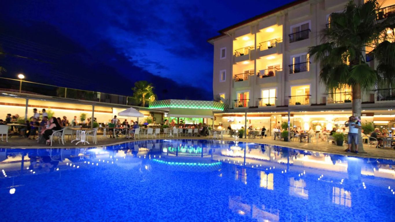 Sun City Apartments & Hotel