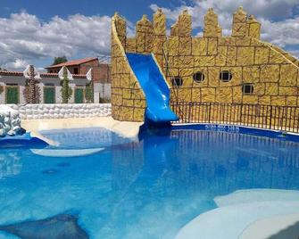 Hotel Villa Luisa - Sachica - Pool